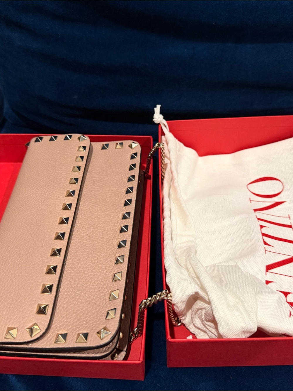 Valentino Garavani Rockstud Nude Leather Chain Bag